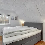 Oskari - 1-3km From The Sea By Interhome *