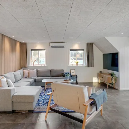 Vakantiehuis Oskari - 1-3km From The Sea By Interhome Blåvand
